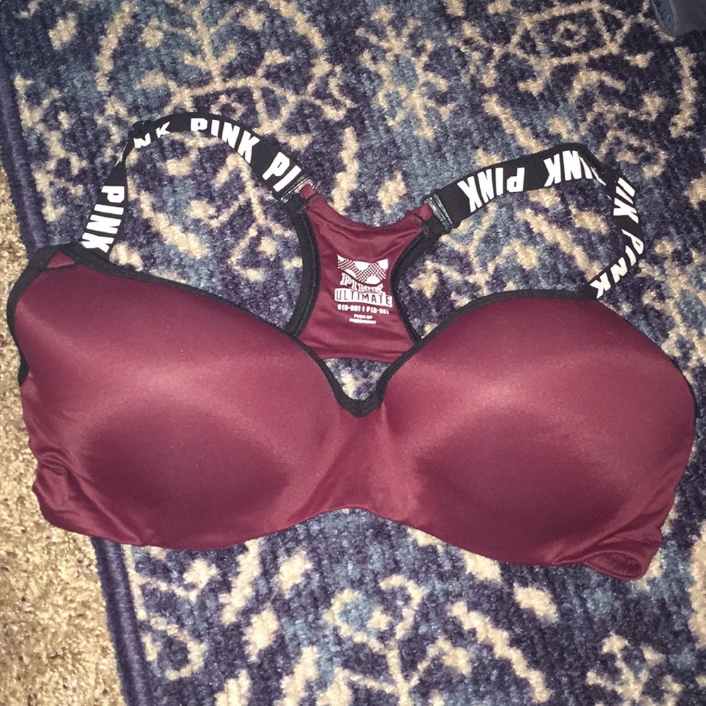 Victoria’s Secret Pink ultimate bra